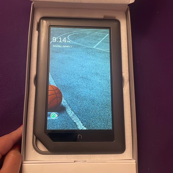 NOOK - Picture 2 of 4